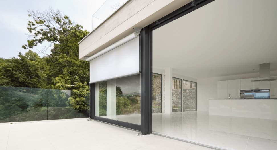 Cable Guided Screens on Modern Patio