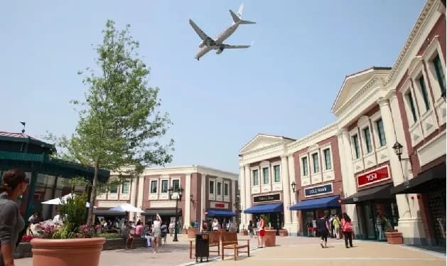 Retail Village Canopy